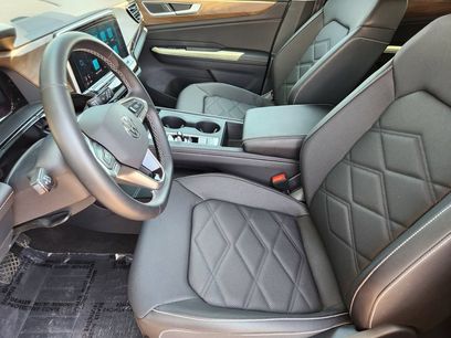 New 2026 Volkswagen Atlas SE