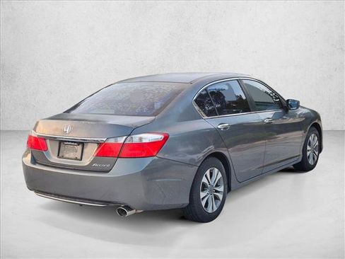 Used 2013 Honda Accord LX image 5