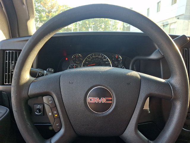 Used 2018 GMC Savana 2500 w/ Driver Convenience Package RWD image 18