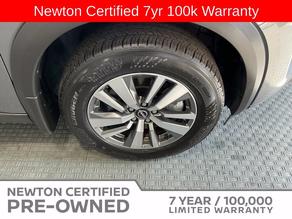 Used 2025 Nissan Pathfinder SL AWD/4WD image 51