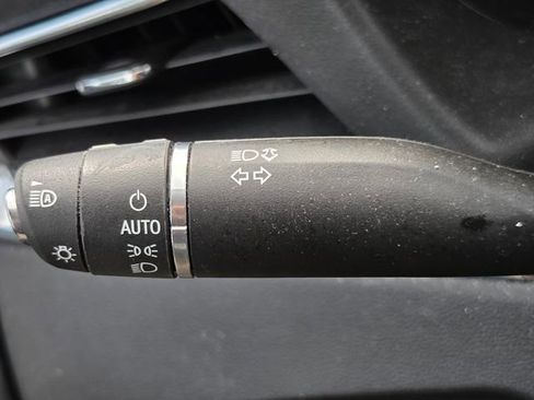 Used 2024 Buick Enclave Essence FWD image 20