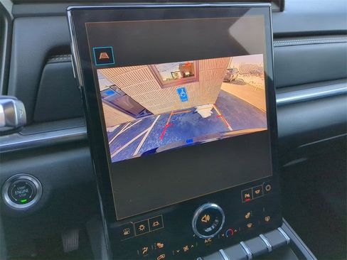 Used 2025 GMC Terrain Elevation image 17