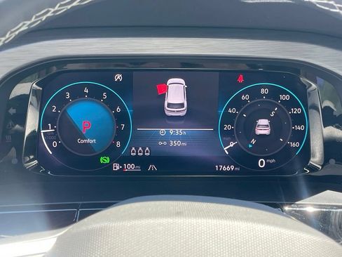 Certified 2024 Volkswagen Atlas Cross Sport SE AWD/4WD image 19