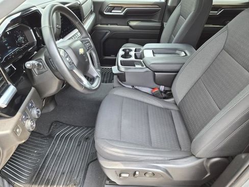 Used 2023 Chevrolet Silverado 1500 LT AWD/4WD image 13