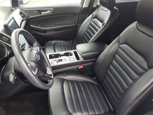 Certified 2024 Ford Edge SEL w/ Convenience Package image 9