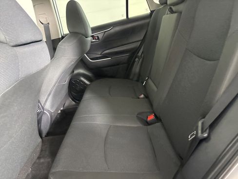 Used 2025 Toyota RAV4 LE image 20