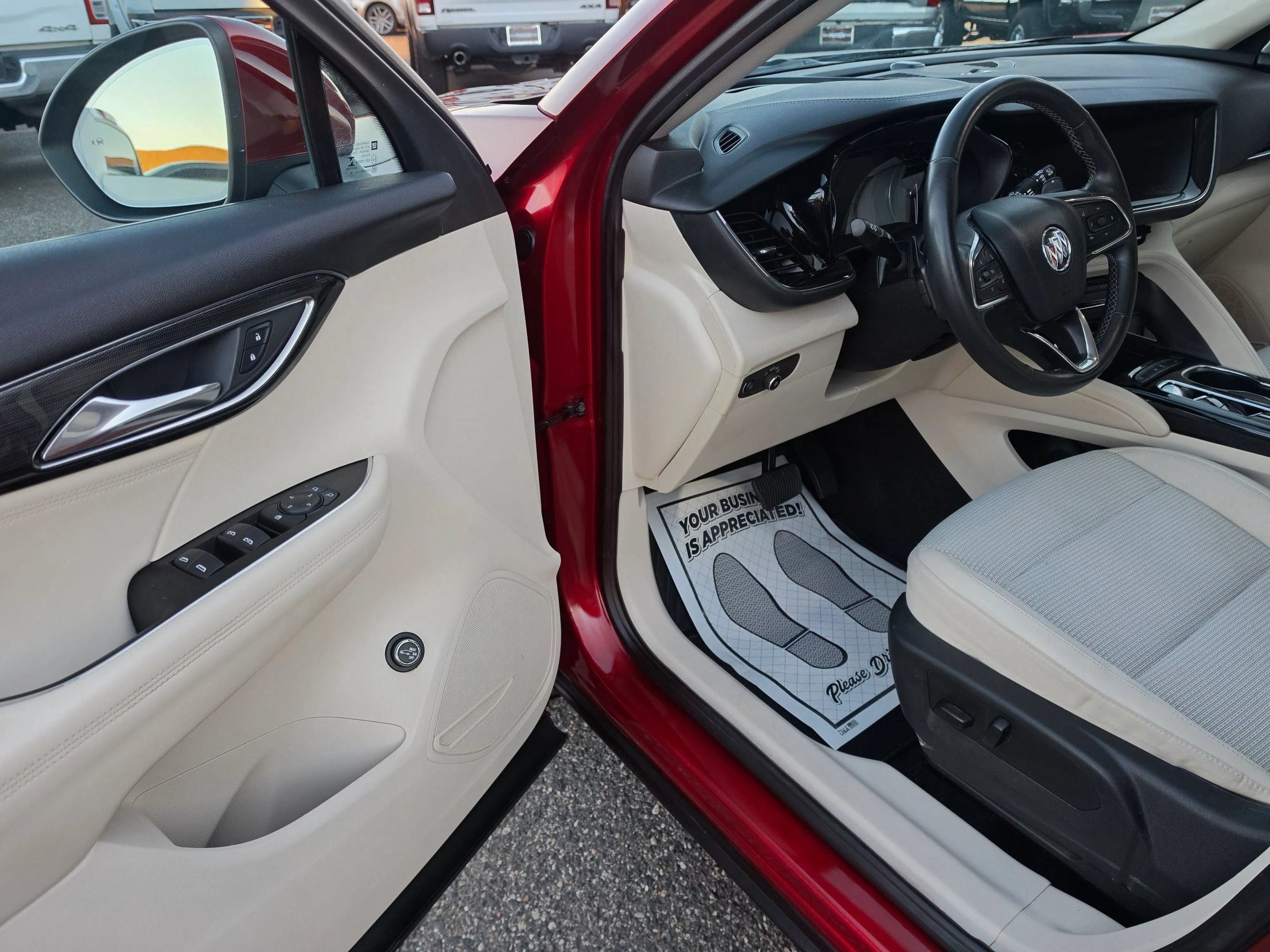 Used 2022 Buick Envision Preferred FWD image 13