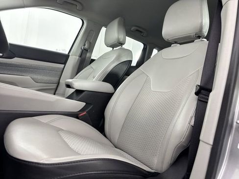 Used 2022 Jeep Compass Latitude image 18