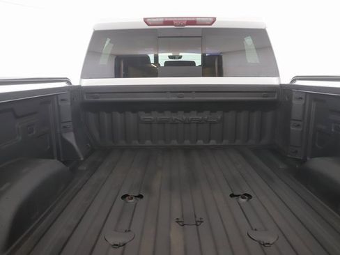 Used 2022 GMC Sierra 2500 Denali w/ Denali Ultimate Package image 31