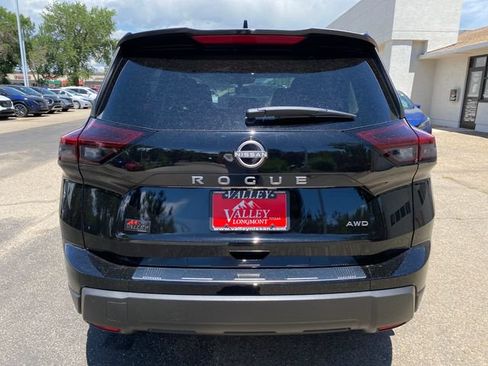 New 2026 Nissan Rogue SV w/ Cold Weather Package AWD/4WD image 4