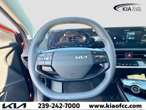 New 2025 Kia EV6 Wind image 37
