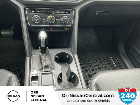 Used 2021 Volkswagen Atlas Cross Sport SE image 24