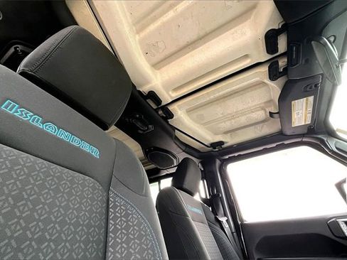 Used 2021 Jeep Wrangler Unlimited Islander image 24