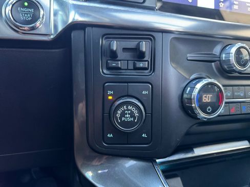 Used 2021 Ford F150 Lariat w/ Equipment Group 502A High image 27