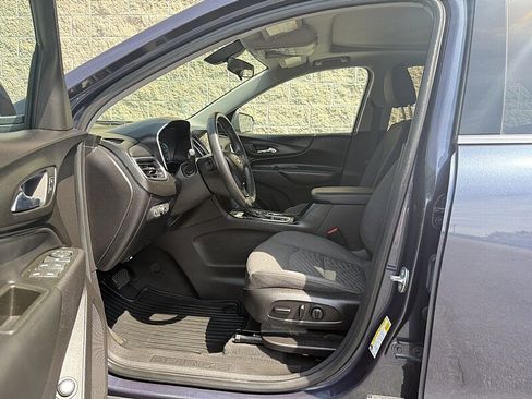 Used 2018 Chevrolet Equinox LT w/ Sun & Infotainment Package AWD/4WD image 23