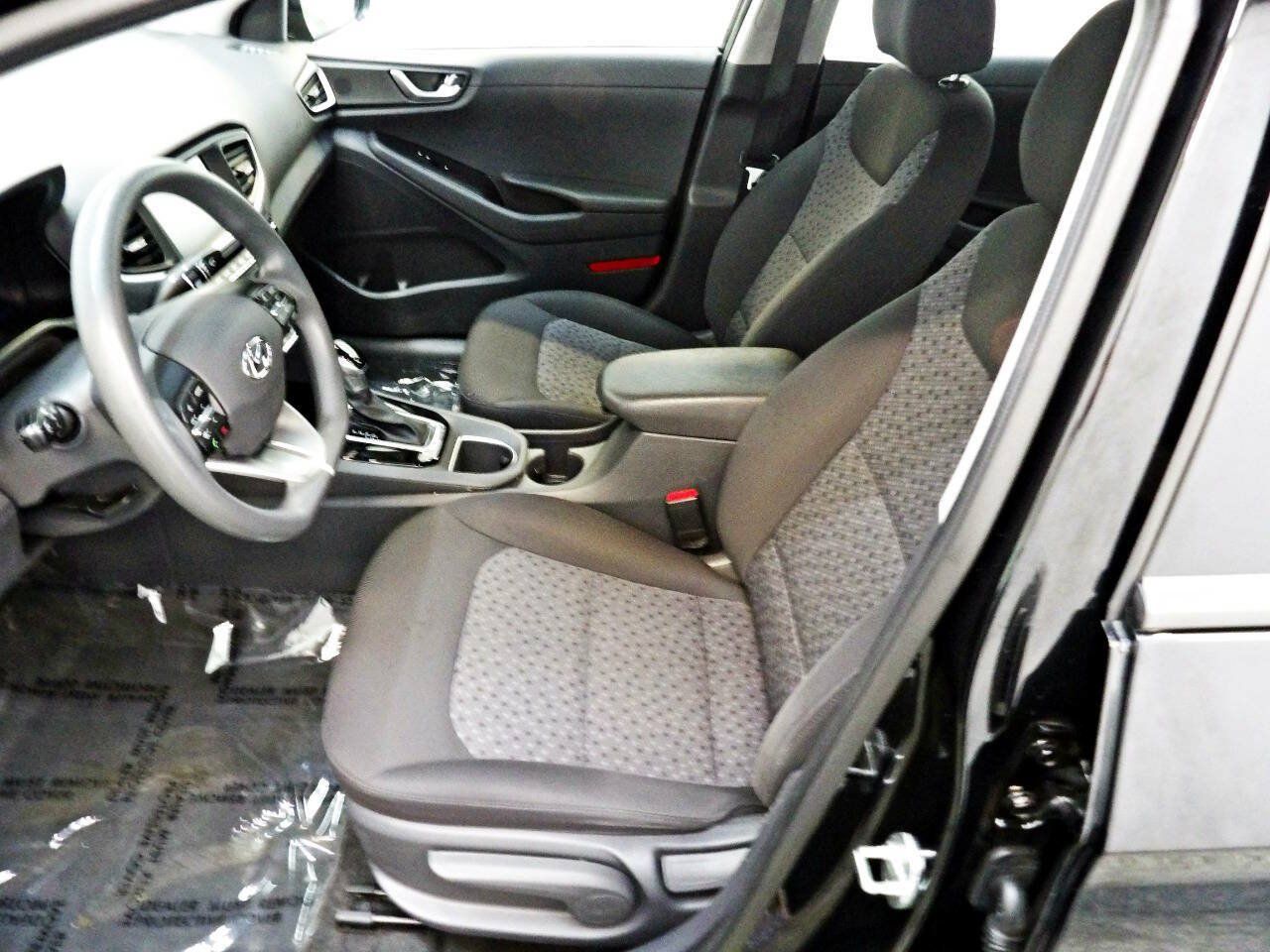 Used 2019 Hyundai Ioniq Blue FWD image 8