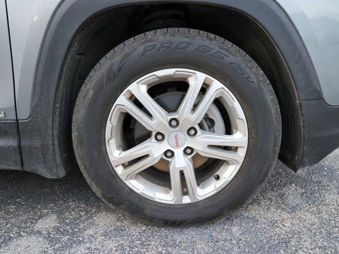 Used 2019 GMC Terrain SLE image 13