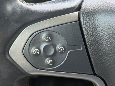 Used 2018 Chevrolet Silverado 1500 LT w/ Texas Edition image 14