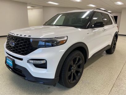Used 2023 Ford Explorer ST-Line w/ Class IV Trailer Tow Package