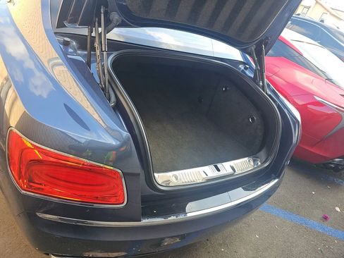 Used 2016 Bentley Flying Spur W12 image 13