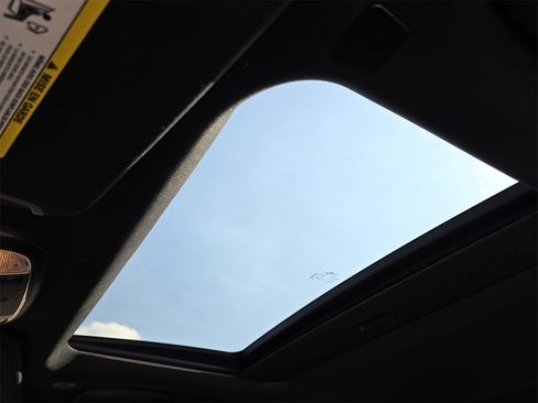 Used 2021 Dodge Charger R/T w/ Driver Convenience Group image 14