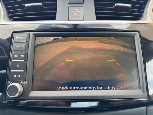 Used 2019 Nissan Sentra SV image 12