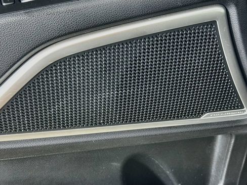 Used 2023 Kia Telluride EX w/ EX Captain's Chair Package FWD image 15