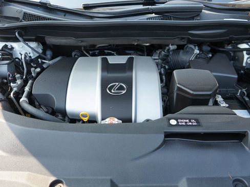Used 2019 Lexus RX 350L Luxury w/ Accessory Package AWD/4WD image 11