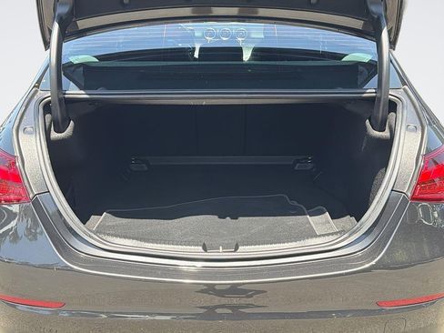 Used 2022 Mercedes-Benz C 300 Sedan image 27