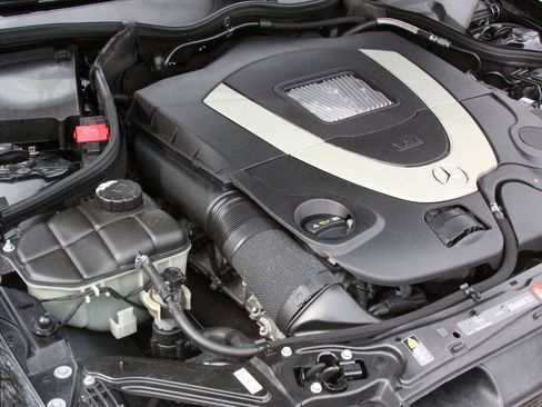Used 2008 Mercedes-Benz CLK 550 Cabriolet image 30