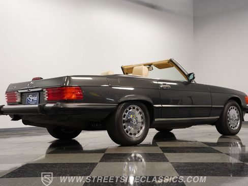 Used 1989 Mercedes-Benz 560 SL image 27