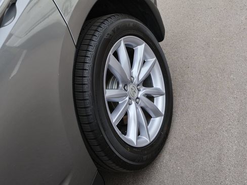 Used 2024 Acura RDX SH-AWD image 34