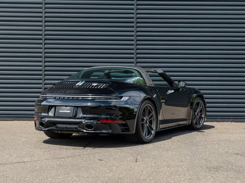 Certified 2022 Porsche 911 Targa 4 GTS AWD/4WD image 8