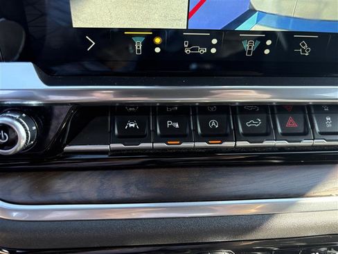 Used 2022 GMC Sierra 1500 SLT w/ SLT Premium Plus Package image 22