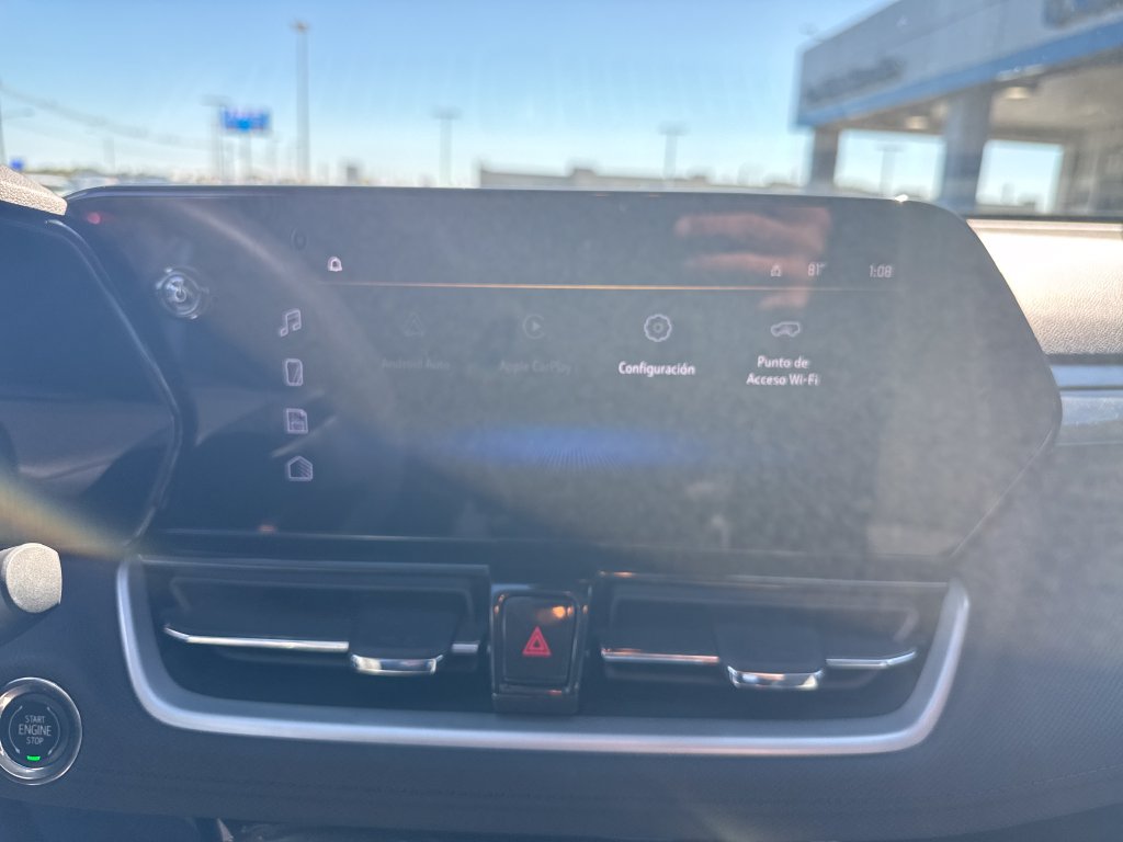Used 2025 Chevrolet TrailBlazer LT AWD/4WD image 21