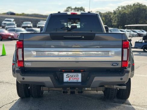 Used 2022 Ford F450 Platinum w/ FX4 Off-Road Package image 6