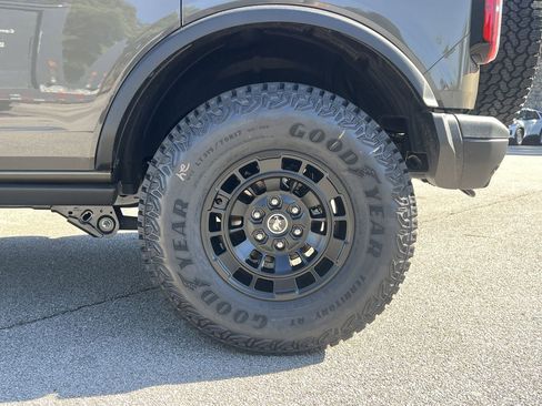 New 2026 Ford Bronco Badlands AWD/4WD image 25