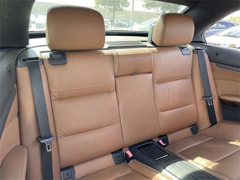 Used 2012 BMW 328i Convertible image 25