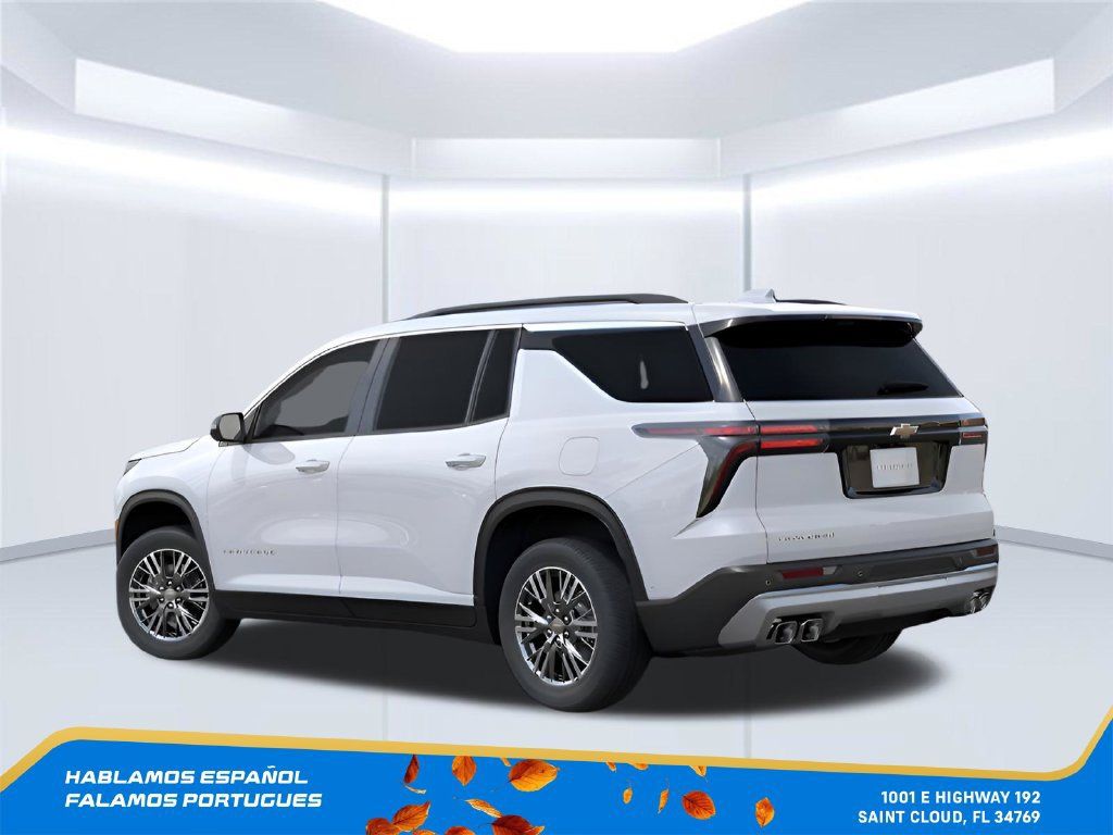 New 2027 Chevrolet Traverse LT FWD image 2