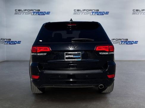 Used 2019 Jeep Grand Cherokee Altitude image 6