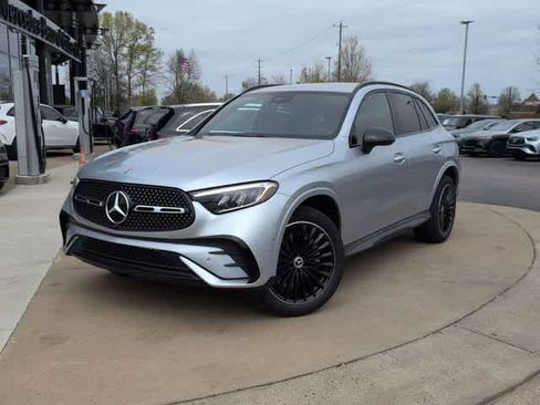 Used 2026 Mercedes-Benz GLC 300 image 1