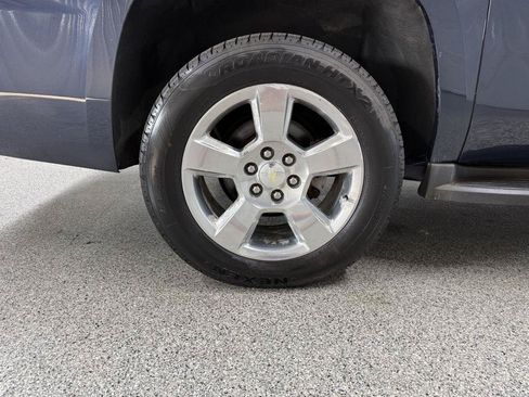 Used 2017 Chevrolet Suburban LT AWD/4WD image 44