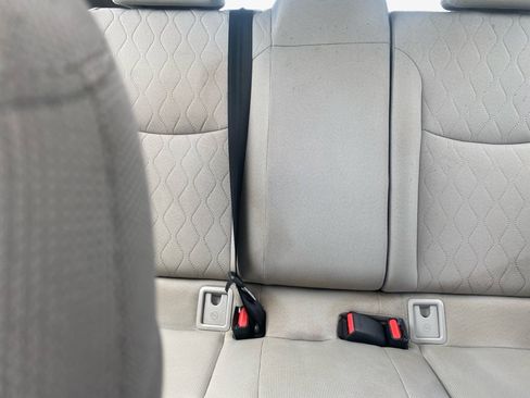 Used 2022 Toyota Corolla Cross L FWD image 15
