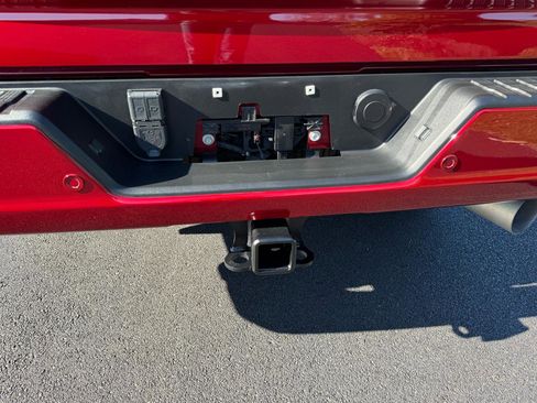 Used 2022 Chevrolet Silverado 2500 High Country w/ Z71 Off-Road Package image 31