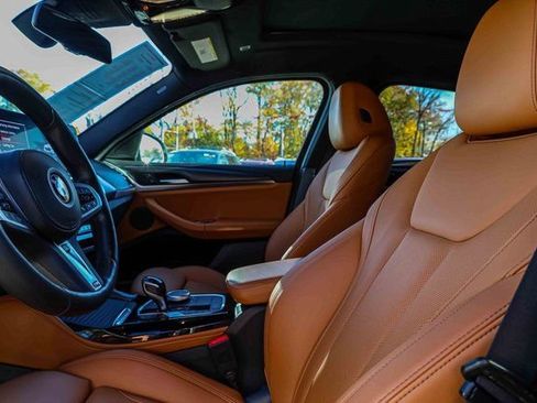 Used 2023 BMW X4 xDrive30i w/ M Sport Package image 9