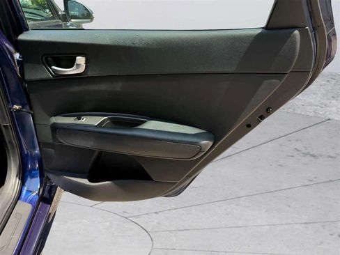Used 2017 Kia Optima LX FWD image 27