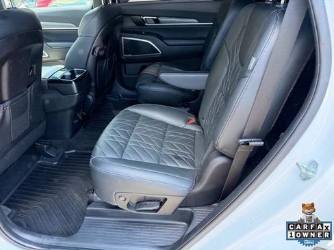 Used 2024 Kia Telluride EX X-Line AWD/4WD image 10