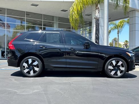 Certified 2024 Volvo XC60 T8 Plus w/ Protection Package Premier AWD/4WD image 6