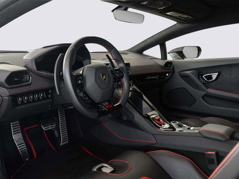 Used 2023 Lamborghini Huracan EVO RWD image 23