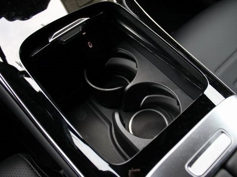 New 2025 Mercedes-Benz GLC 350e GLC 350e image 25